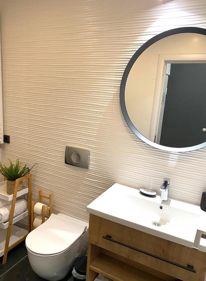 Moni Downtown Luxury Apartments Belgrado Esterno foto