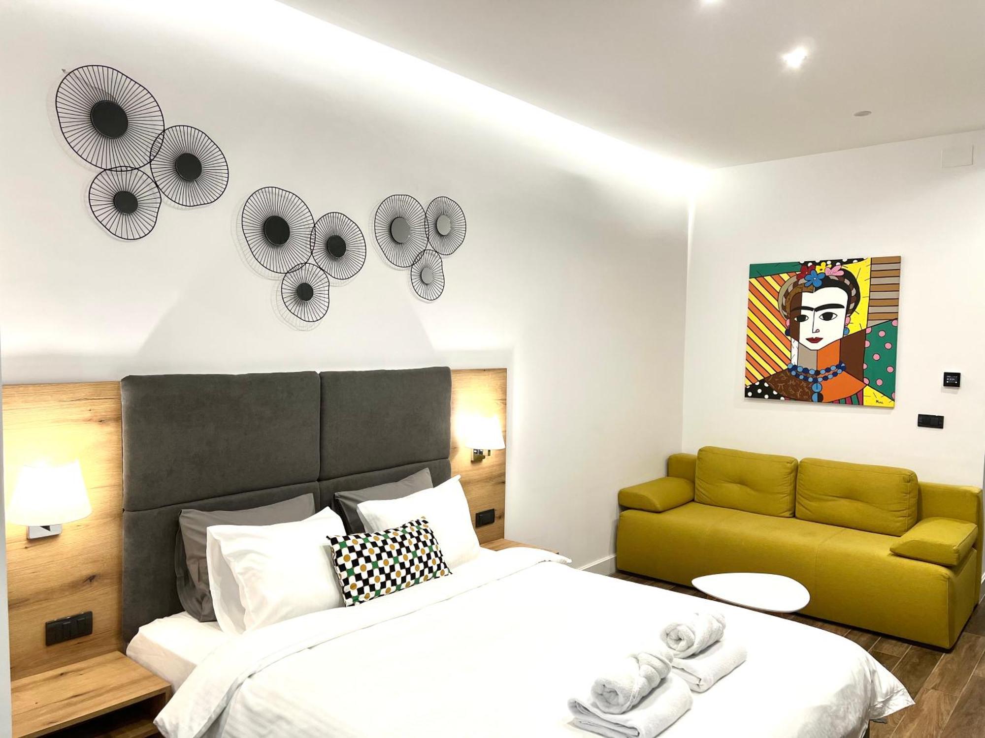 Moni Downtown Luxury Apartments Belgrado Esterno foto