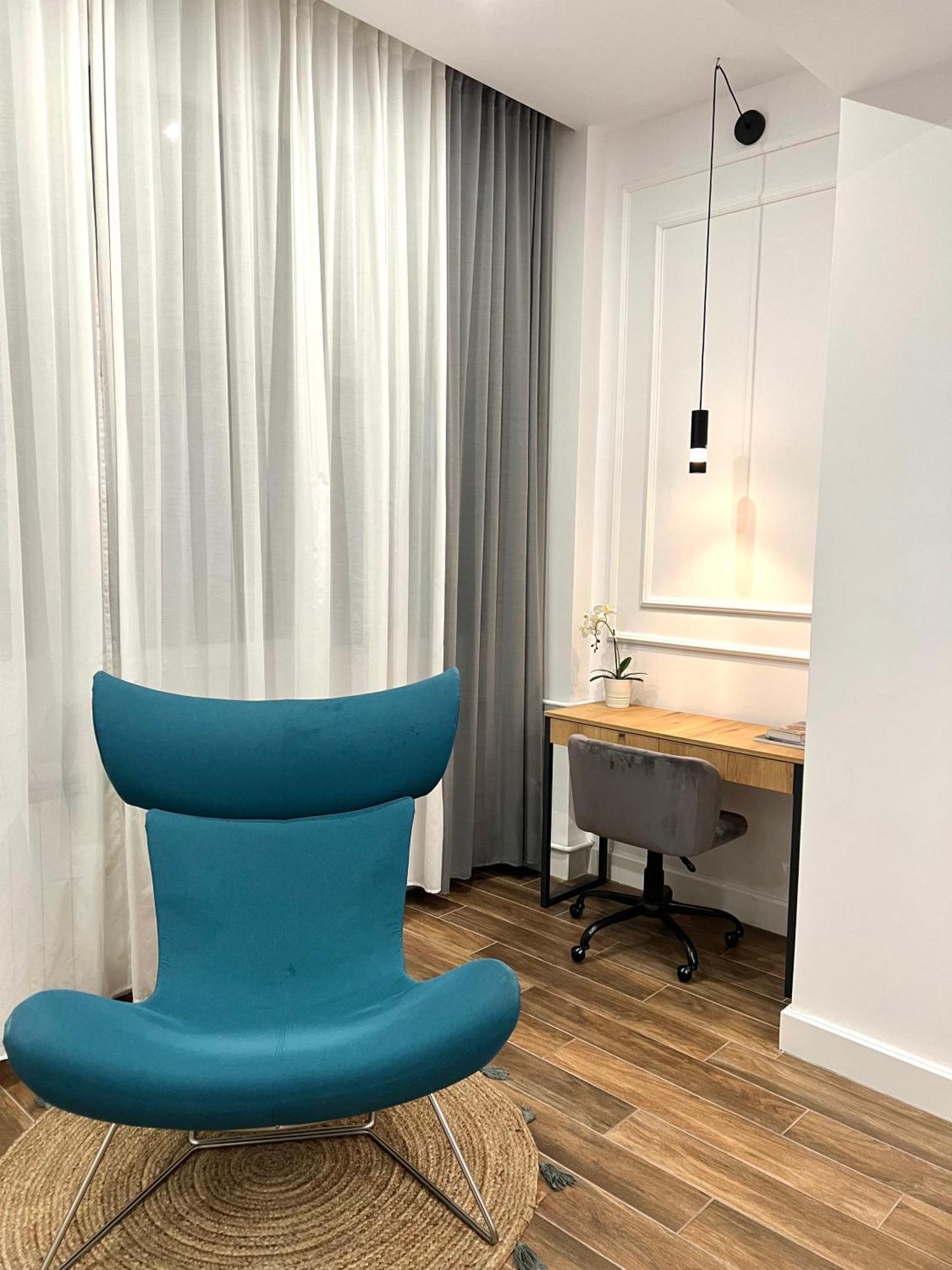 Moni Downtown Luxury Apartments Belgrado Esterno foto